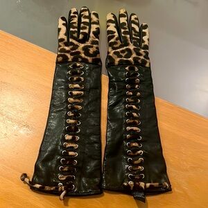 Diane Von Furstenberg Gloves Black Leather
Calf Hair Cashmere Whip Stitch Size 7